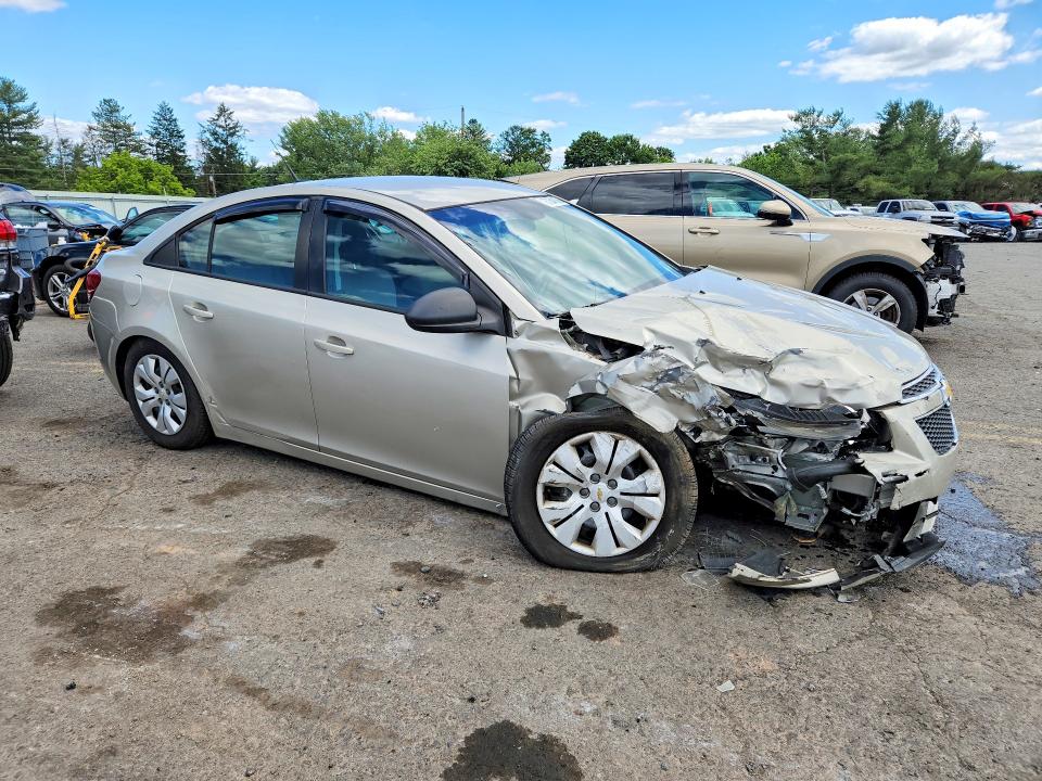 2014 Chevrolet VIN 1G1PA5SG8E7432605 COPART salvage auction — FRONT END, Pa - Certificate Of Salvage, sold $400 on 2026-07-02 (photo 4)