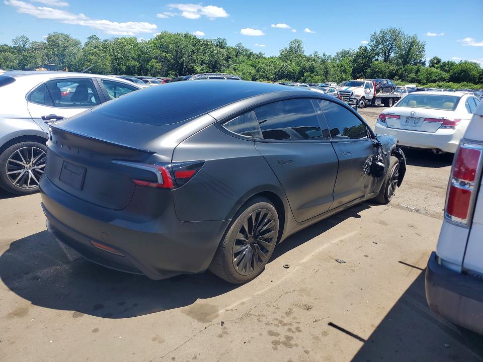 2024 Tesla Model 3 VIN 5YJ3E1EB2RF819024 COPART salvage auction — SIDE, Salvage Title, sold $13,300 on 2026-07-17 (photo 3)