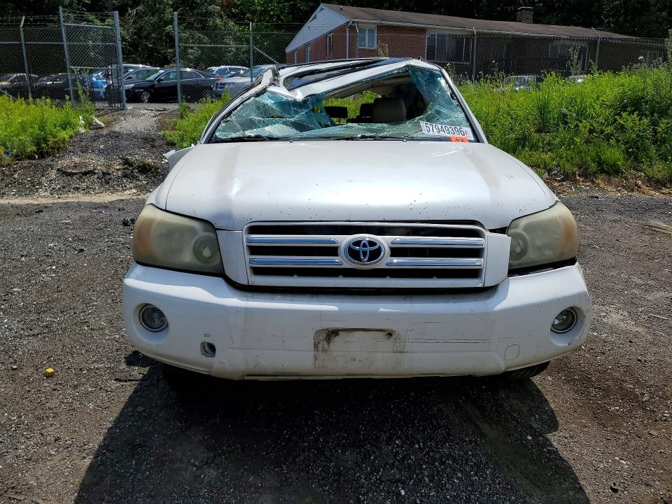 2025 Toyota VIN JTEEP21A960169989 COPART salvage auction — ROLLOVER, Md - Cert Of Salvage > 75% Damage, sold $400 on 2026-07-21 (photo 5)
