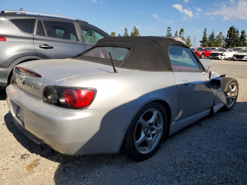 2002 Honda S2000 VIN JHMAP114X2T004077 COPART salvage auction — FRONT END, CA - SALVAGE CERTIFICATE, sold $4,200 on 2026-07-17 (photo 3)