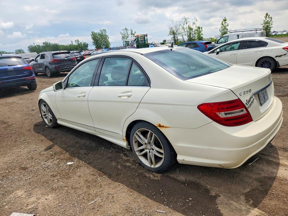 2012 Mercedes-benz C class VIN WDDGF8FB1CA633826 COPART salvage auction — WATER/FLOOD, Qc - Irrecuperable, sold $400 on 2026-07-28 (photo 2)
