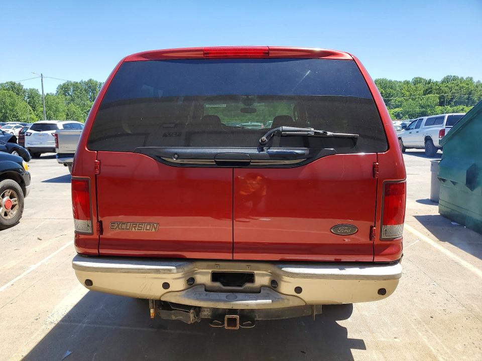 2005 Ford Excursion VIN 1FMSU45PX5EA49500 COPART salvage auction — MINOR DENT/SCRATCHES, Ky - Certificate Of Title, sold $4,400 on 2026-07-06 (photo 6)