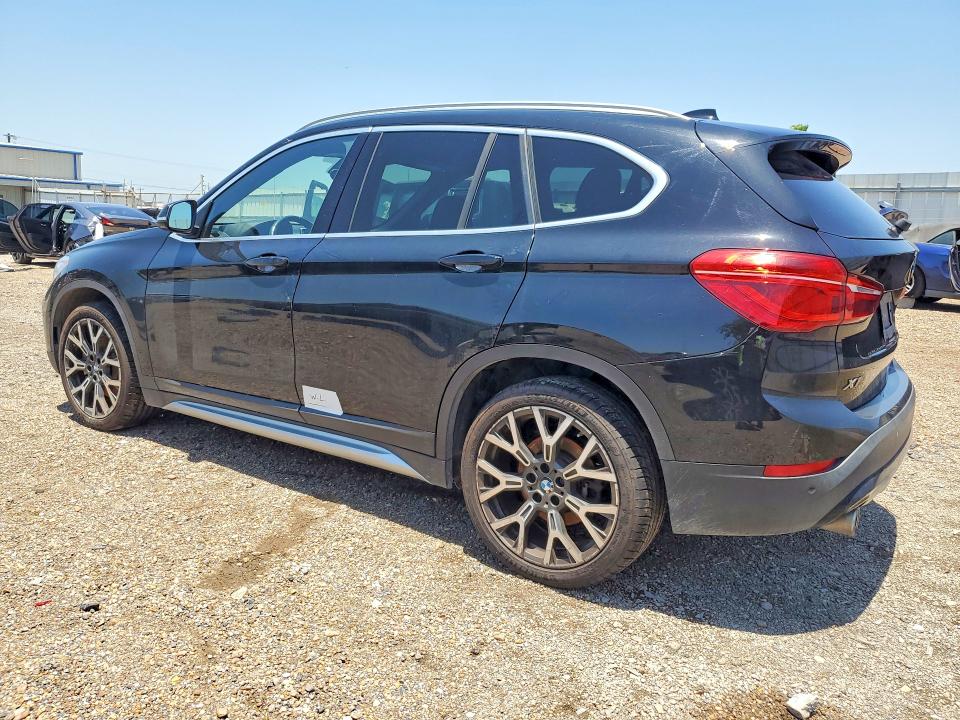 2021 BMW VIN WBXJG7C04M5U01633 COPART salvage auction — WATER/FLOOD, TX - SALVAGE TITLE-FLOOD DAMAGE, sold $250 on 2026-07-29 (photo 2)