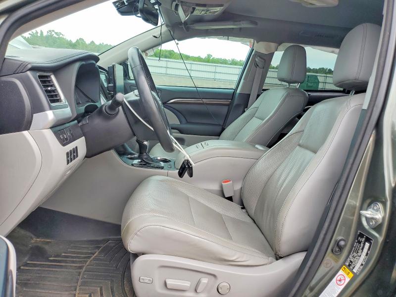 2016 Toyota Highlander VIN 5TDDKRFH5GS231464 COPART salvage auction — REAR END, Va - Cert Of Title - Salvage, sold $5,800 on 2026-07-08 (photo 7)