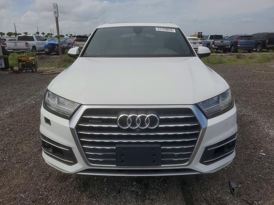2017 Audi Q7 VIN WA1LAAF75HD033692 COPART salvage auction — MINOR DENT/SCRATCHES, Mn - Certificate Of Title, sold $4,300 on 2026-07-21 (photo 5)
