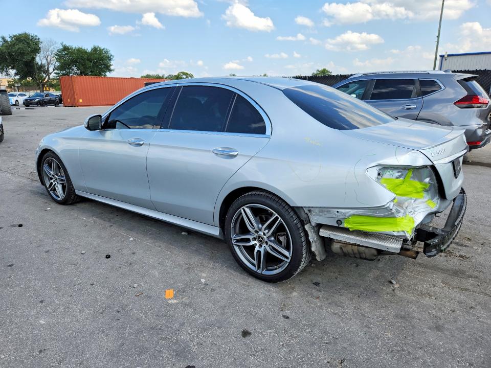 2019 Mercedes-benz E-klasse VIN WDDZF4JB8KA625259 COPART salvage auction — REAR END, Fl - Cert Of Title Slvg Rebuildable, sold $3,700 on 2026-07-30 (photo 2)