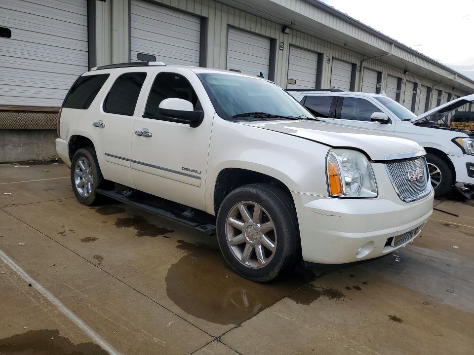 2011 Gmc Yukon VIN 1GKS2EEF1BR187099 COPART salvage auction — REAR END, Ky - Certificate Of Title, sold $1,100 on 2026-07-02 (photo 4)