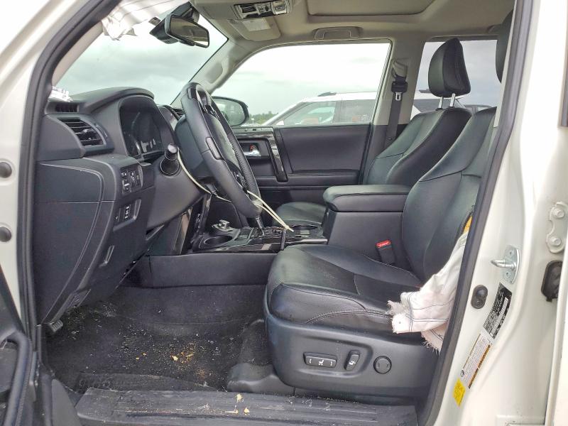 2020 Toyota 4runner VIN JTEBU5JR9L5819065 COPART salvage auction — SIDE, TX - SALVAGE VEHICLE TITLE, sold $20,600 on 2026-07-24 (photo 7)