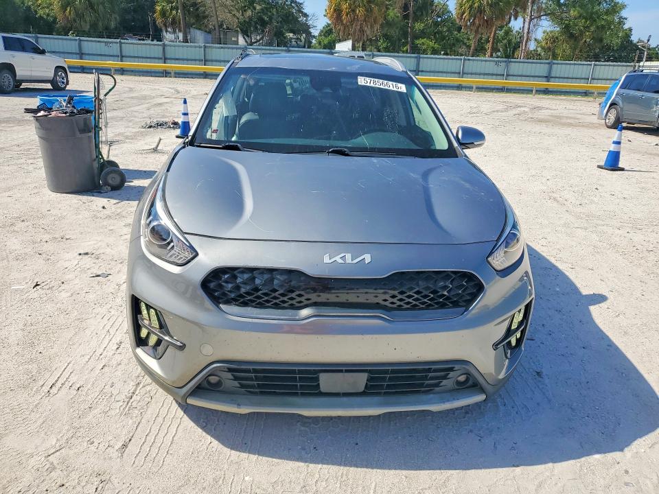 2022 Kia Niro VIN KNDCE3LC9N5546361 COPART salvage auction — SIDE, Fl - Cert Of Title Slvg Rebuildable, sold $1,950 on 2026-07-22 (photo 5)