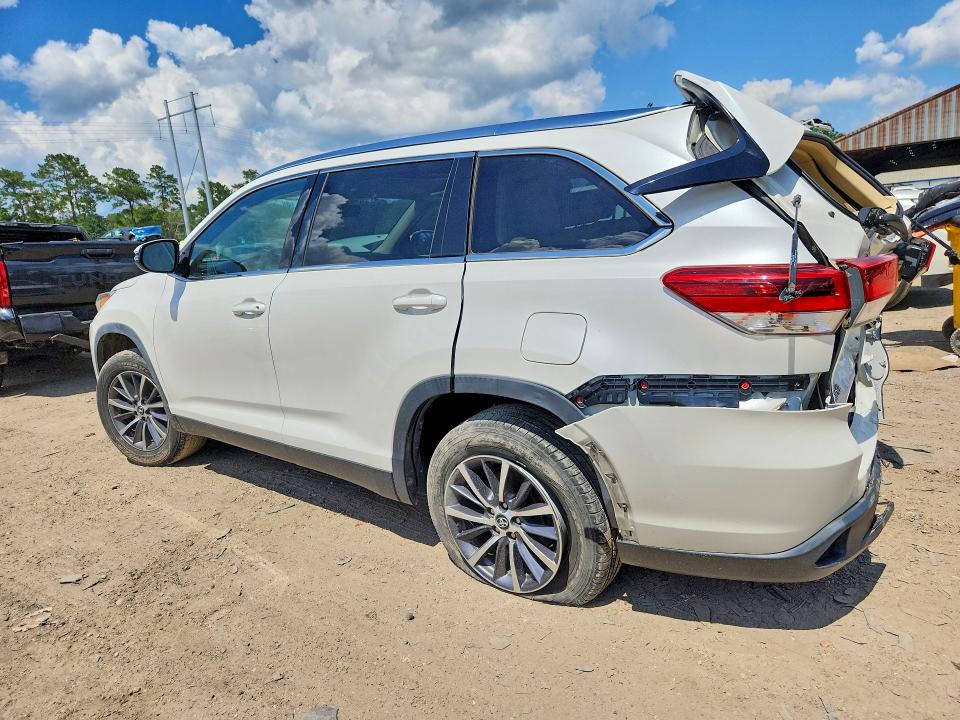 2019 Toyota Highlander VIN 5TDKZRFH7KS568164 COPART salvage auction — REAR END, La - Cert Of Title-Salvage, sold $7,200 on 2026-07-24 (photo 2)