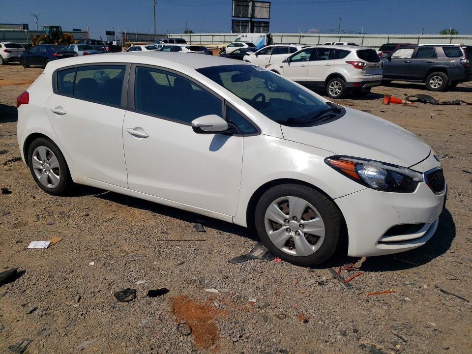 2016 Kia Forte VIN KNAFK5A82G5630747 COPART salvage auction — MECHANICAL, Va - Cert Of Title - Salvage, sold $525 on 2026-07-06 (photo 4)