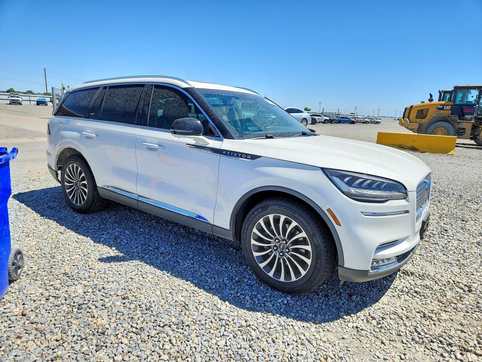 2020 Lincoln Aviator VIN 5LM5J7XC8LGL37483 COPART salvage auction — REAR END, Co - Public - Salvage Title, sold $9,100 on 2026-07-02 (photo 4)