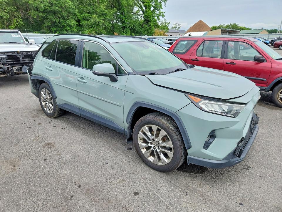 2019 Toyota Rav 4 VIN JTMA1RFV6KD014053 COPART salvage auction — REAR END, Nj - Cert Of Title-Salvage, sold $8,200 on 2026-07-28 (photo 4)