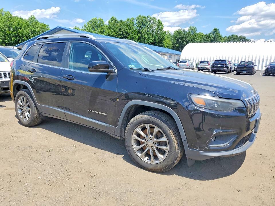 2019 Jeep Cherokee VIN 1C4PJMLB0KD346657 COPART salvage auction — MINOR DENT/SCRATCHES, Ma - Certificate Of Title, sold $3,500 on 2026-07-02 (photo 4)