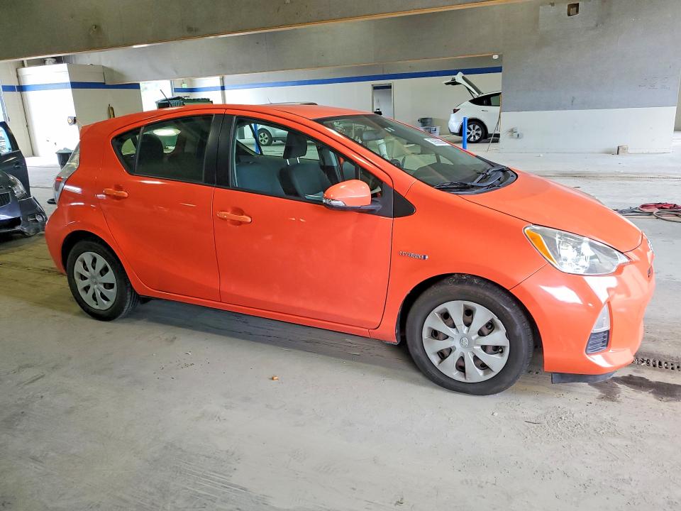 2012 Toyota Prius VIN JTDKDTB35C1023083 COPART salvage auction — FRONT END, Va - Cert Of Title - Salvage, sold $700 on 2026-07-02 (photo 4)