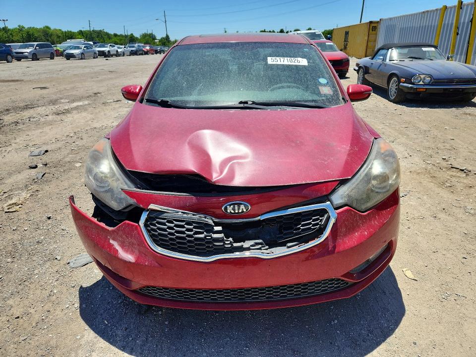 2015 Kia VIN KNAFZ4A82F5282713 COPART salvage auction — FRONT END, In - Certificate Of Title, sold $900 on 2026-07-31 (photo 5)