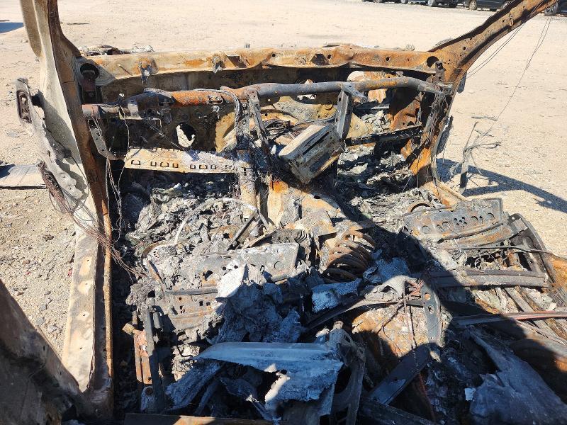 2012 BMW 7 series VIN WBAKA8C54CCY37832 COPART salvage auction — BURN, LA - CERT OF TITLE-SALVAGE, sold $125 on 2026-07-15 (photo 8)