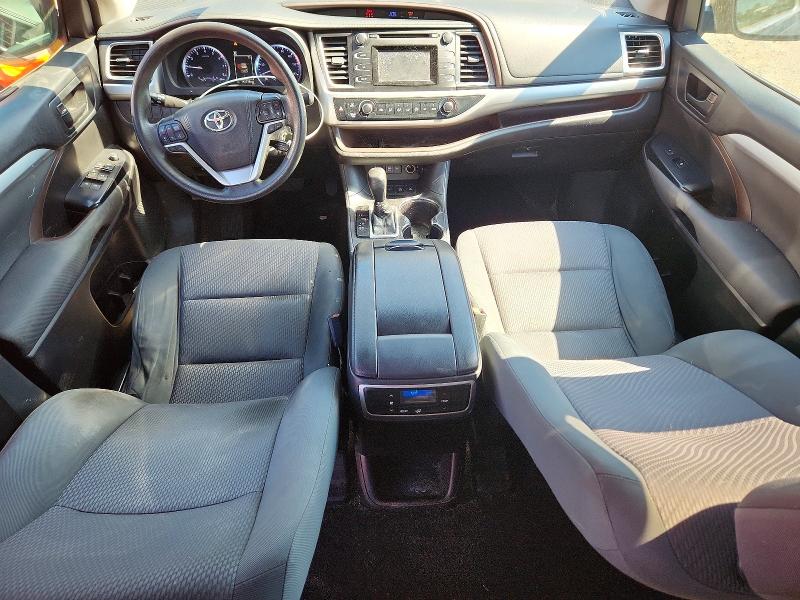 2018 Toyota Highlander VIN 5TDBZRFH7JS898904 COPART salvage auction — MINOR DENT/SCRATCHES, Fl - Certificate Of Title, sold $11,100 on 2026-07-03 (photo 8)
