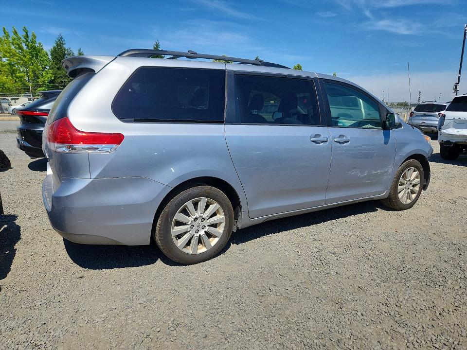 2012 Toyota Sienna VIN 5TDJK3DC0CS037460 COPART salvage auction — FRONT END, Or - Salvage Title Certificate, sold $1,650 on 2026-07-28 (photo 3)