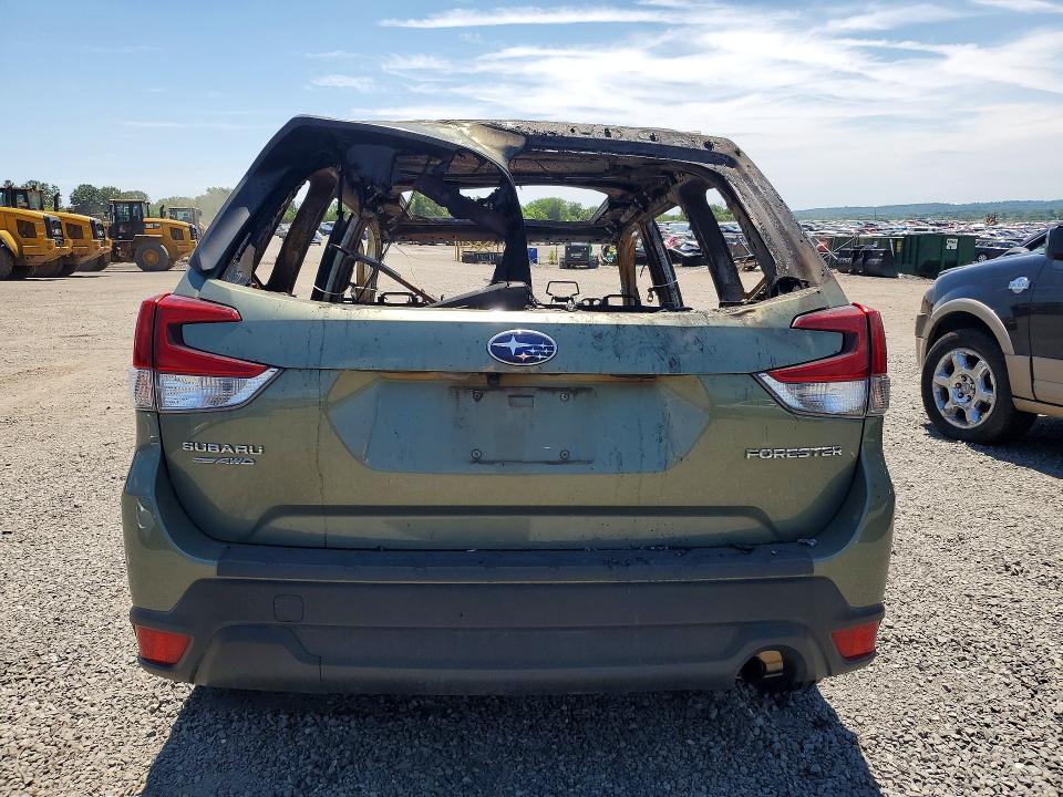 2020 Subaru Forester VIN JF2SKAJC4LH533400 COPART salvage auction — BURN, Pa - Certificate Of Salvage, sold $275 on 2026-07-07 (photo 6)