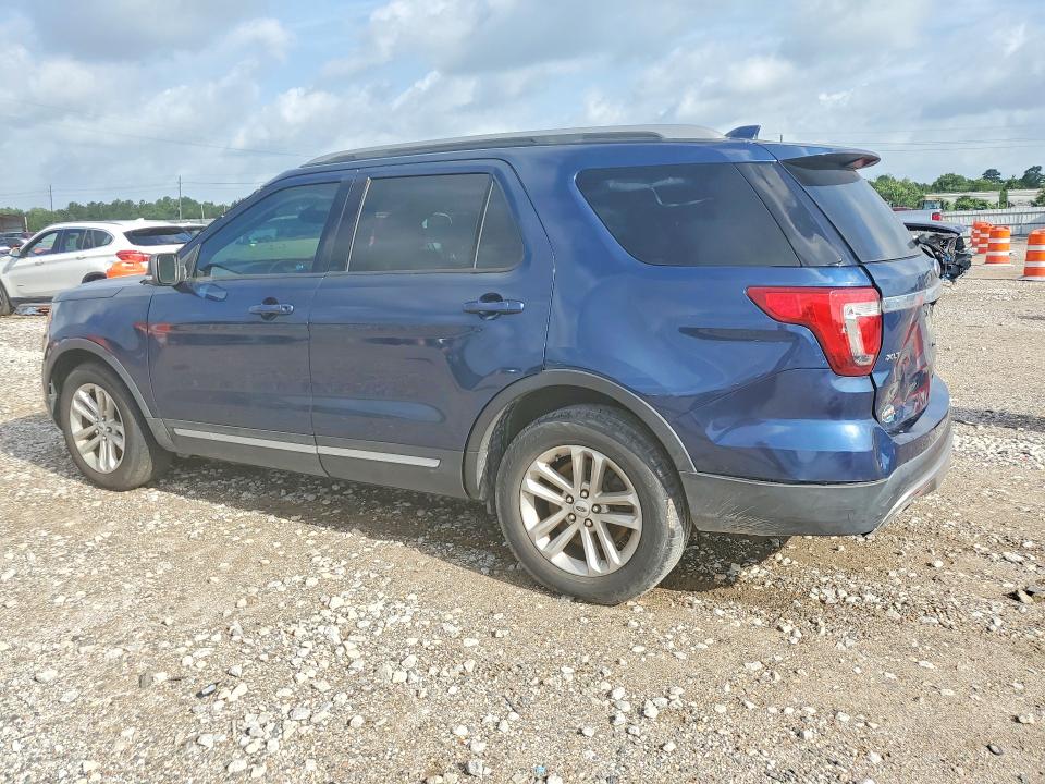 2017 Ford Explorer VIN 1FM5K7D86HGB78387 COPART salvage auction — SIDE, Tx - Salvage Vehicle Title, sold $1,350 on 2026-07-02 (photo 2)
