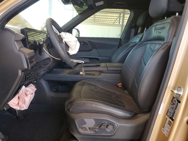 2027 Kia Telluride VIN 5XYPDESA2VG005658 COPART salvage auction — FRONT END, AZ - CERT OF TITLE - SALVAGE, sold $21,300 on 2026-07-14 (photo 7)