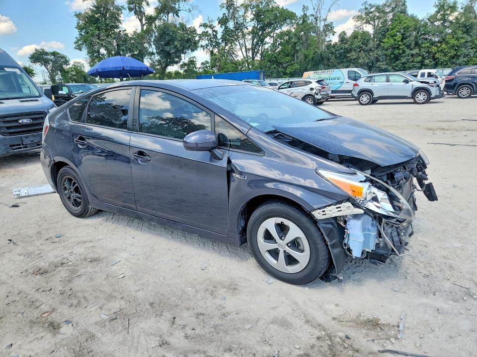 2015 Toyota Prius VIN JTDKN3DU3F0442174 COPART salvage auction — FRONT END, Fl - Cert Of Title Slvg Rebuildable, sold $725 on 2026-07-07 (photo 4)