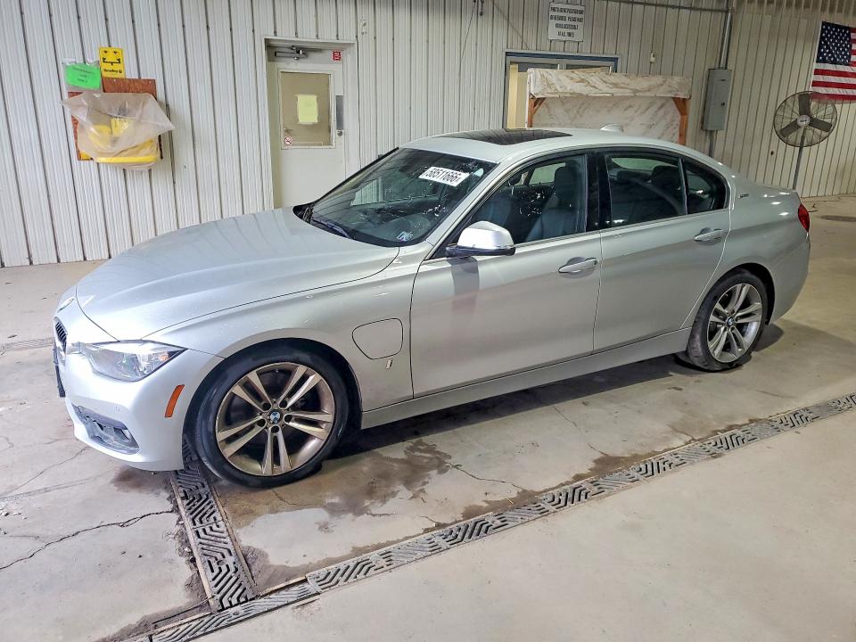 2017 BMW 3er VIN WBA8E1C50HK480443 COPART salvage auction — MECHANICAL, PA - CERT OF TITLE (P), sold $5,800 on 2026-07-16 (photo 1)