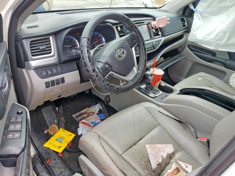 2015 Toyota Highlander VIN 5TDYKRFH7FS069725 COPART salvage auction — FRONT END, KY - CERTIFICATE OF TITLE, sold $3,300 on 2026-07-20 (photo 8)