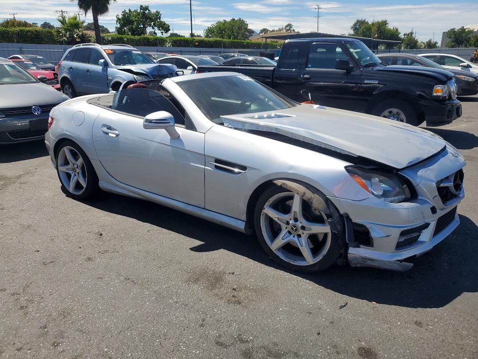 2016 Mercedes-benz Slk-class VIN WDDPK3JA4GF123010 COPART salvage auction — FRONT END, Ca - Salvage Certificate, sold $1,850 on 2026-07-09 (photo 4)