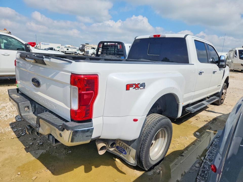 2019 Ford F350 VIN 1FT8W3DT8KEF01098 COPART salvage auction — MECHANICAL, Tx - Certificate Of Title, sold $12,500 on 2026-07-27 (photo 3)