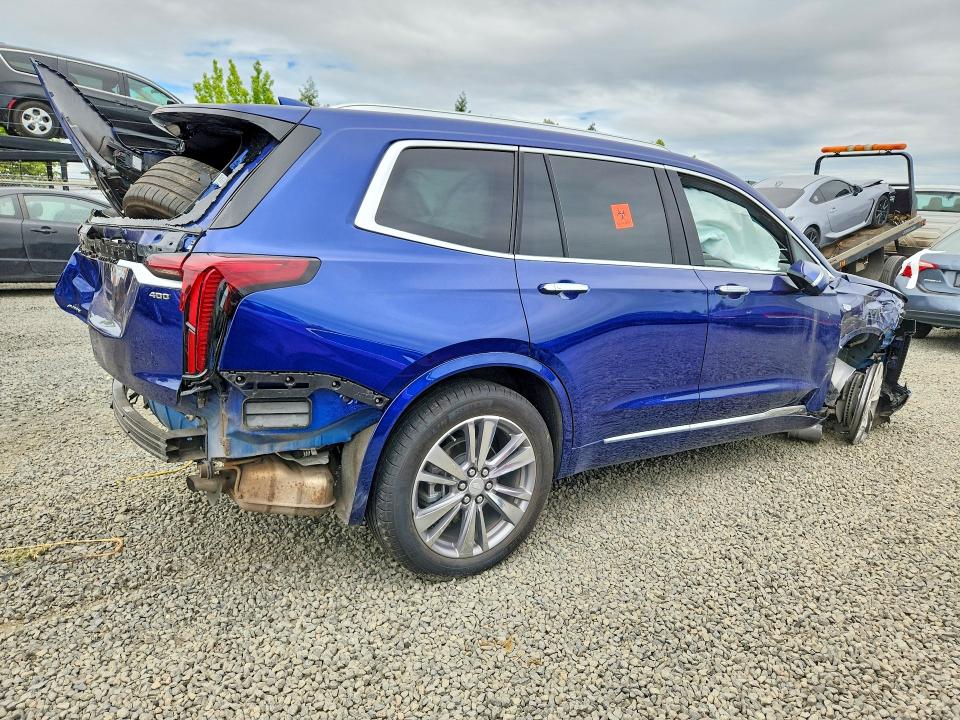 2025 Cadillac Xt6 VIN 1GYKPDRS9SZ119433 COPART salvage auction — ROLLOVER, Or - Salvage Title Certificate, sold $250 on 2026-07-21 (photo 3)