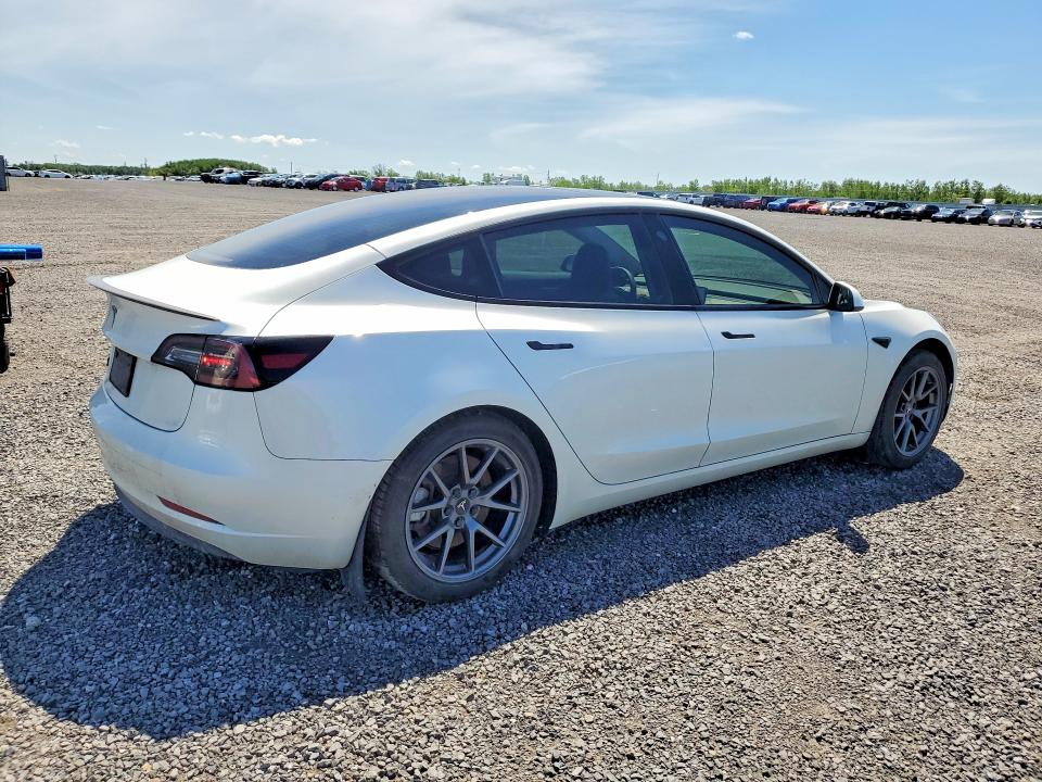 2023 Tesla Model 3 VIN 5YJ3E1EA3PF493108 COPART salvage auction — SIDE, ON - PERMIT NO BRAND - UNFIT, sold $2,950 on 2026-07-23 (photo 3)