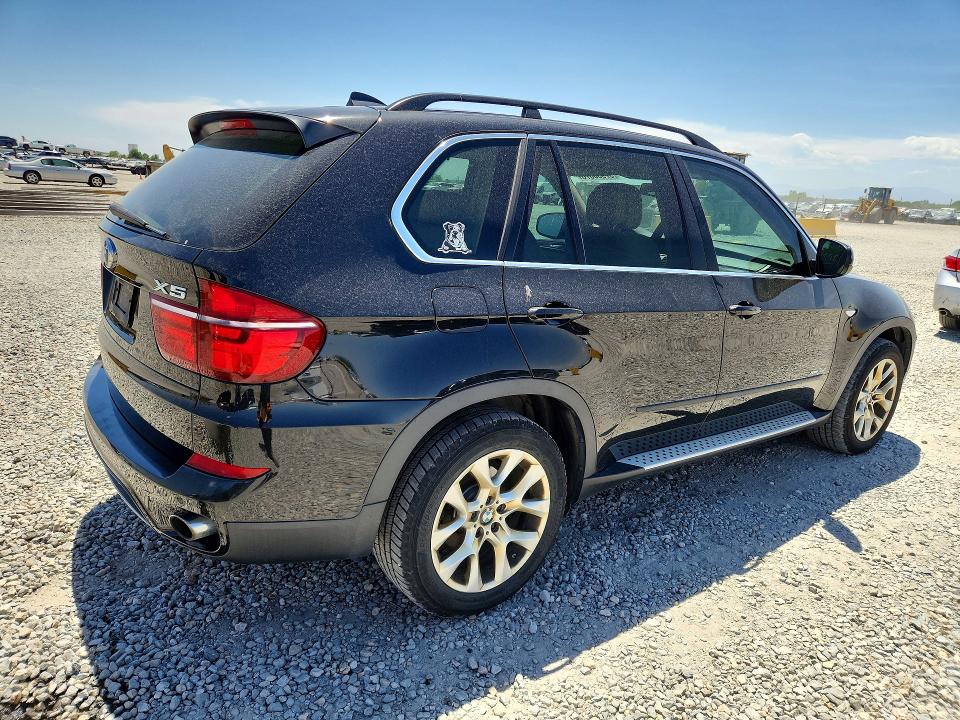 2013 BMW X5 VIN 5UXZV4C53D0E04005 COPART salvage auction — MINOR DENT/SCRATCHES, Co - Dis/Dlr/Exp Only Clean Title, sold $500 on 2026-07-02 (photo 3)