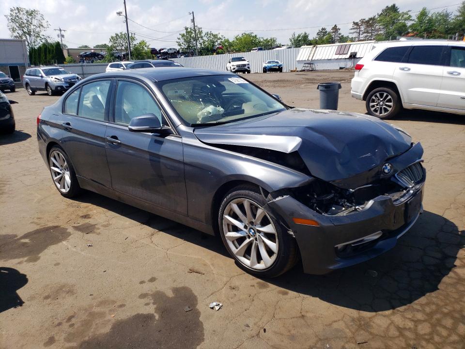 2013 BMW 3er VIN WBA3B9C53DF586373 COPART salvage auction — FRONT END, Ny - Cert Of Title-Salvage, sold $2,250 on 2026-07-14 (photo 4)