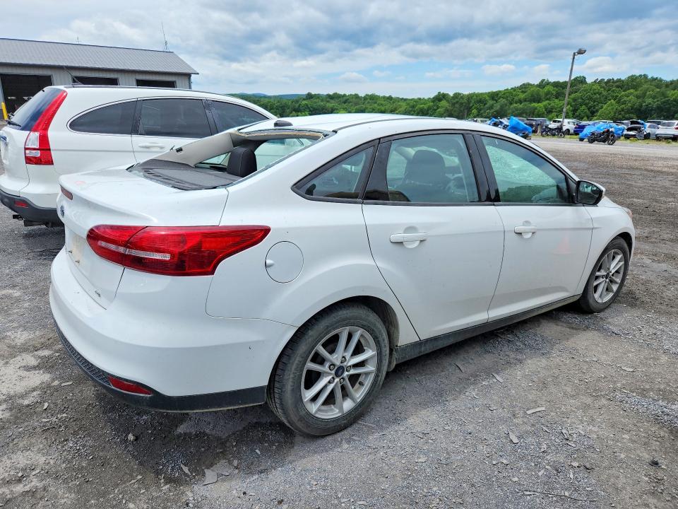 2017 Ford VIN 1FADP3F22HL323182 COPART salvage auction — ROOF, PA - CERTIFICATE OF SALVAGE, sold $1,150 on 2026-07-02 (photo 3)