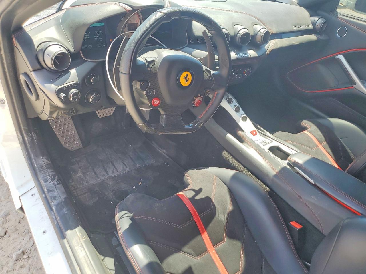 2014 Ferrari F12 Berlinetta VIN ZFF74UFA5E0198254 COPART salvage auction — Front End, OH - CERT OF TITLE-SALVAGE, sold $196,000 on 2026-08-07 (photo 8)