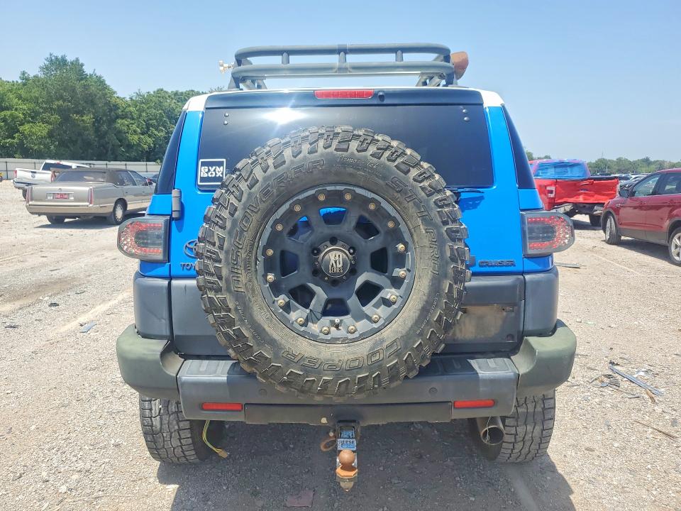 2007 Toyota Fj cruiser VIN JTEBU11F770004445 COPART salvage auction — SIDE, Ok - Certificate Of Title, sold $3,150 on 2026-07-09 (photo 6)