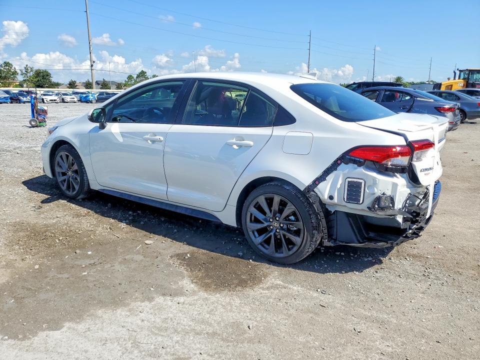 2026 Toyota Corolla VIN JTDBCMFE0T3127585 COPART salvage auction — REAR END, Fl - Cert Of Title Slvg Rebuildable, sold $6,200 on 2026-07-31 (photo 2)