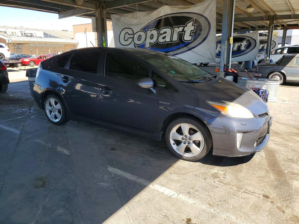 2012 Toyota Prius VIN JTDKN3DU6C5428333 COPART salvage auction — SIDE, Mt - Dis/Dlr/Exp Only Clean Title, sold $3,150 on 2026-07-02 (photo 4)