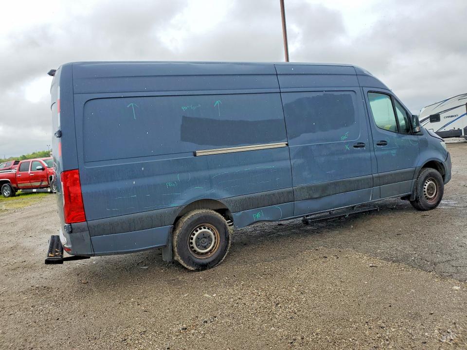 2019 Mercedes-benz VIN WD4PF1CD9KP131722 COPART salvage auction — REAR END, Oh - Certificate Of Title, sold $7,800 on 2026-07-29 (photo 3)