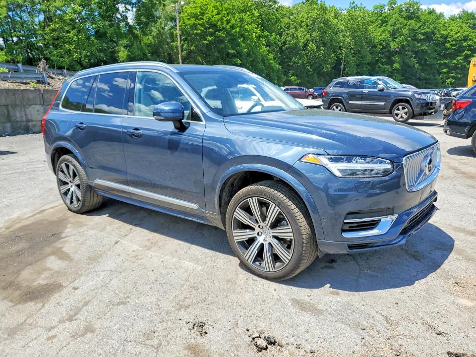 2025 Volvo VIN YV4H60PE4S1332570 COPART salvage auction — SIDE, Ny - Mv-907A Salvage Certificate, sold $25,000 on 2026-07-09 (photo 4)