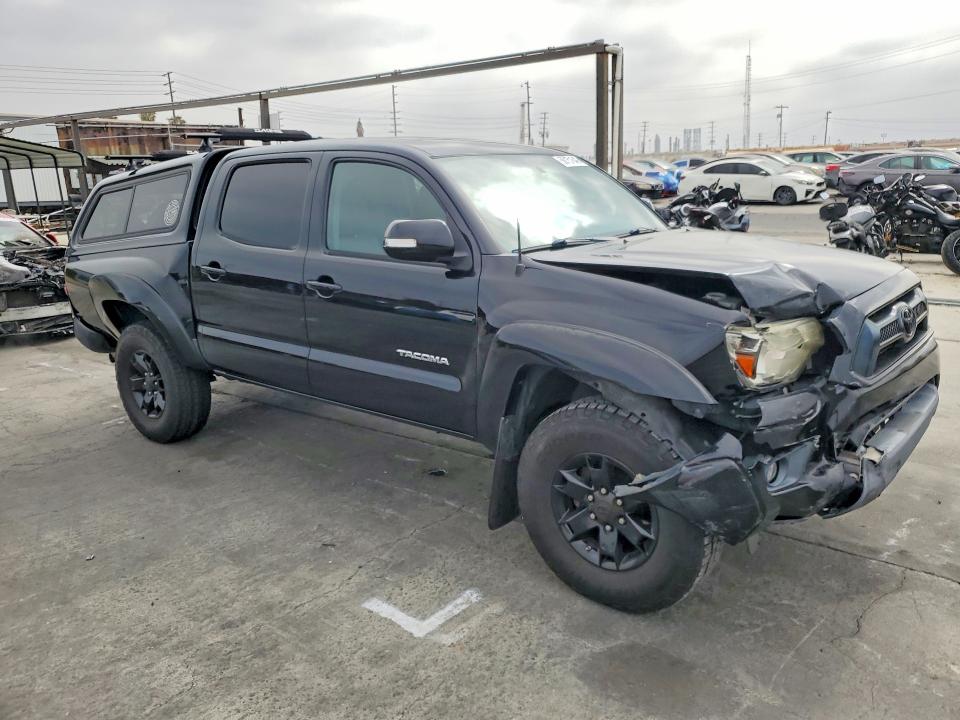 2014 Toyota Tacoma VIN 5TFJU4GN4EX056555 COPART salvage auction — REAR END, Ca - Salvage Certificate, sold $5,600 on 2026-07-16 (photo 4)