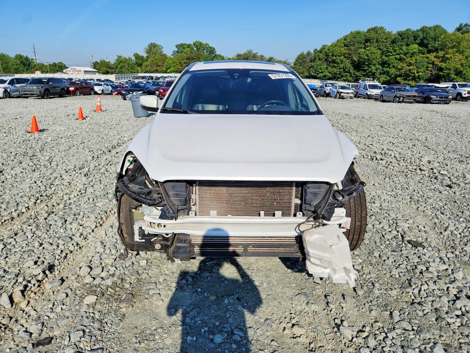 2017 Volvo Xc60 VIN YV449MRU9H2122678 COPART salvage auction — FRONT END, Nc - Salvage Certificate Of Title, sold $4,900 on 2026-08-05 (photo 5)