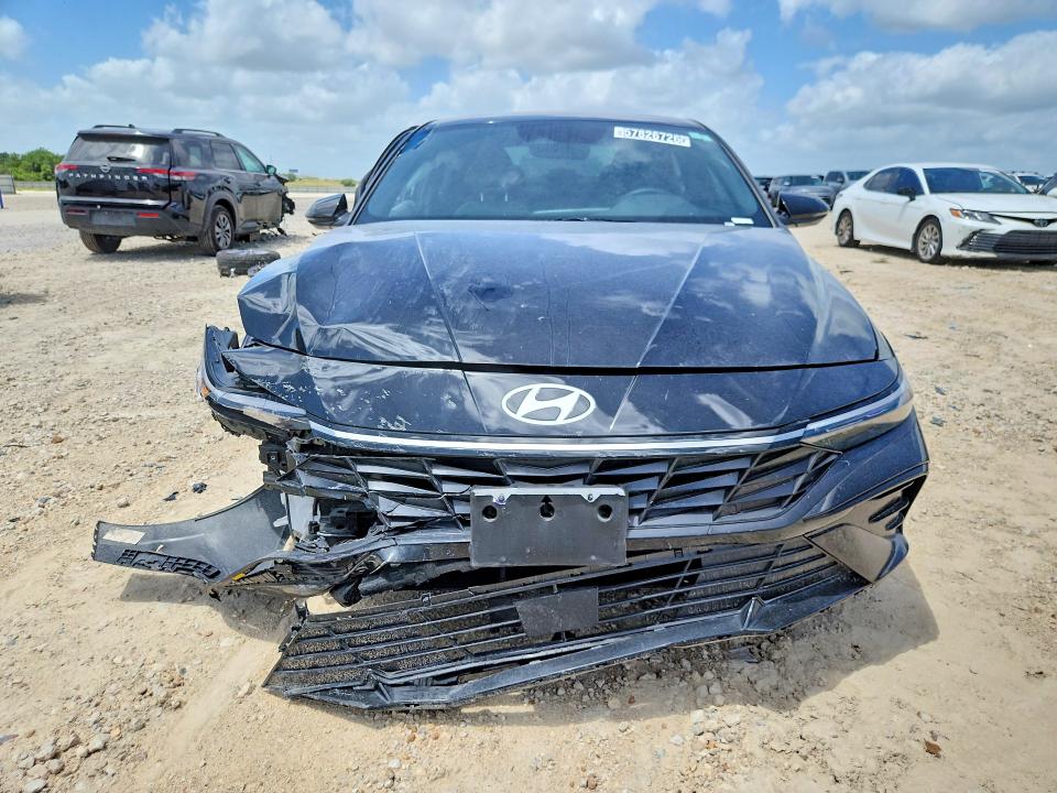 2025 Hyundai Elantra VIN KMHLN4DJXSU180135 COPART salvage auction — SIDE, Tx - Certificate Of Title, sold $2,400 on 2026-07-28 (photo 5)