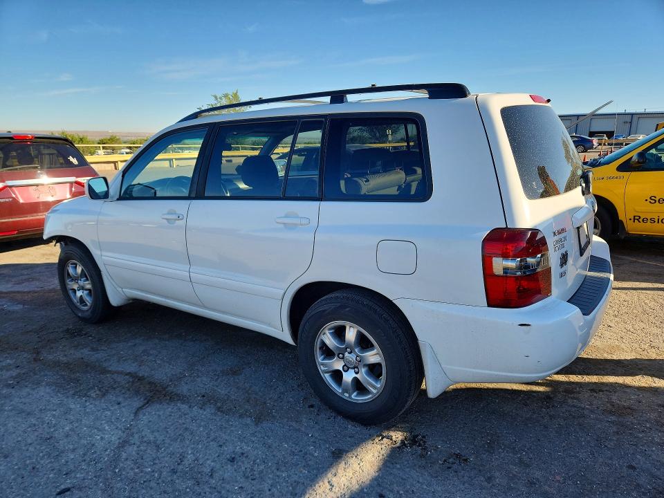 2005 Toyota Highlander VIN JTEDP21A950086816 COPART salvage auction — FRONT END, NM - CERT OF TITLE-SALVAGE (P), sold $2,050 on 2026-07-13 (photo 2)