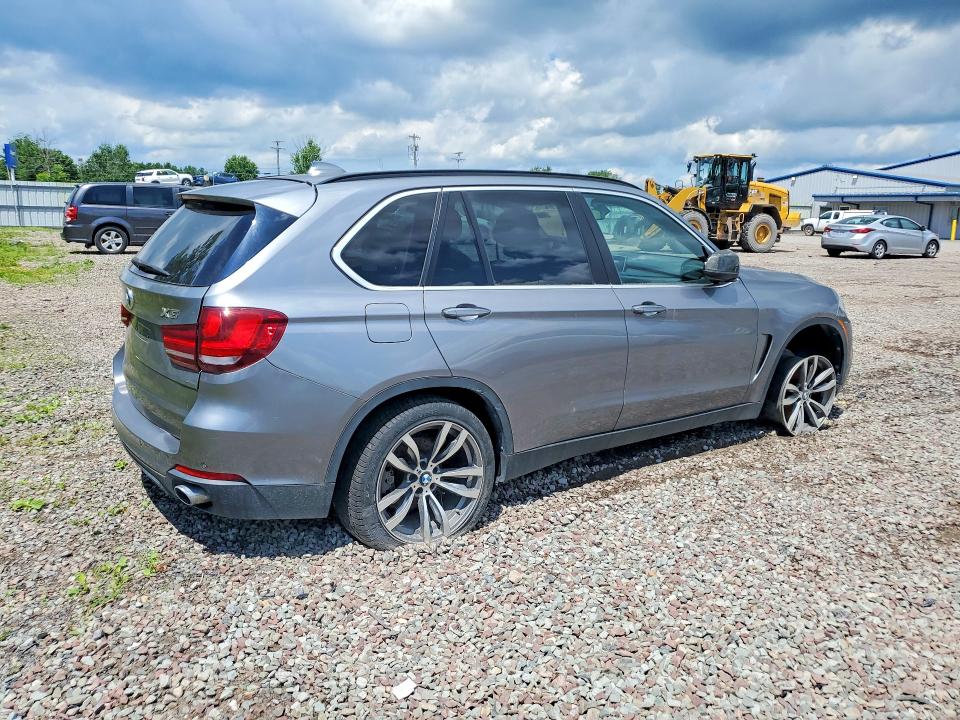 2014 BMW X5 VIN 5UXKR0C53E0H25722 COPART salvage auction — NORMAL WEAR, Va - Certificate Of Title (P), sold $800 on 2026-07-15 (photo 3)
