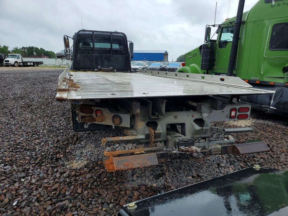 2018 Freightliner M2 106 VIN 1FVACWFC9JHJJ8958 COPART salvage auction — ROLLOVER, MO - SALVAGE CERTIFICATE OF TITLE, sold $16,200 on 2026-08-26 (photo 6)