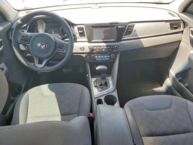 2017 Kia Niro VIN KNDCB3LCXH5053107 COPART salvage auction — REAR END, Nv - Salvage Title, sold $2,400 on 2026-07-07 (photo 8)
