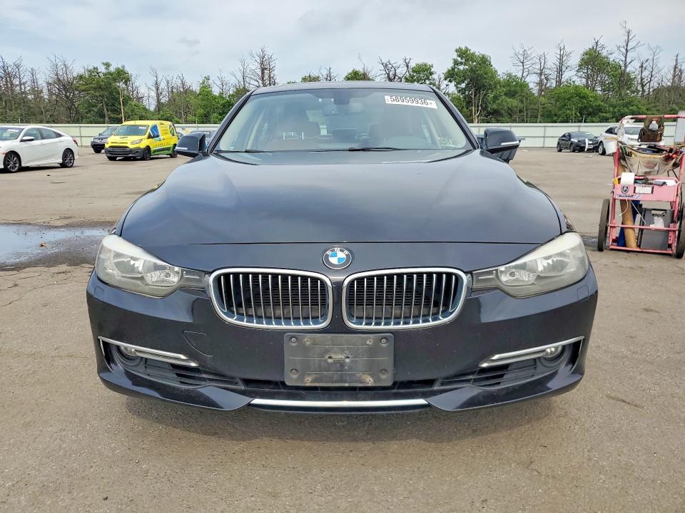 2013 BMW 3er VIN WBA3B5G56DNS01669 COPART salvage auction — FRAME DAMAGE, Ny - Mv-907A Salvage Certificate, sold $900 on 2026-08-12 (photo 5)